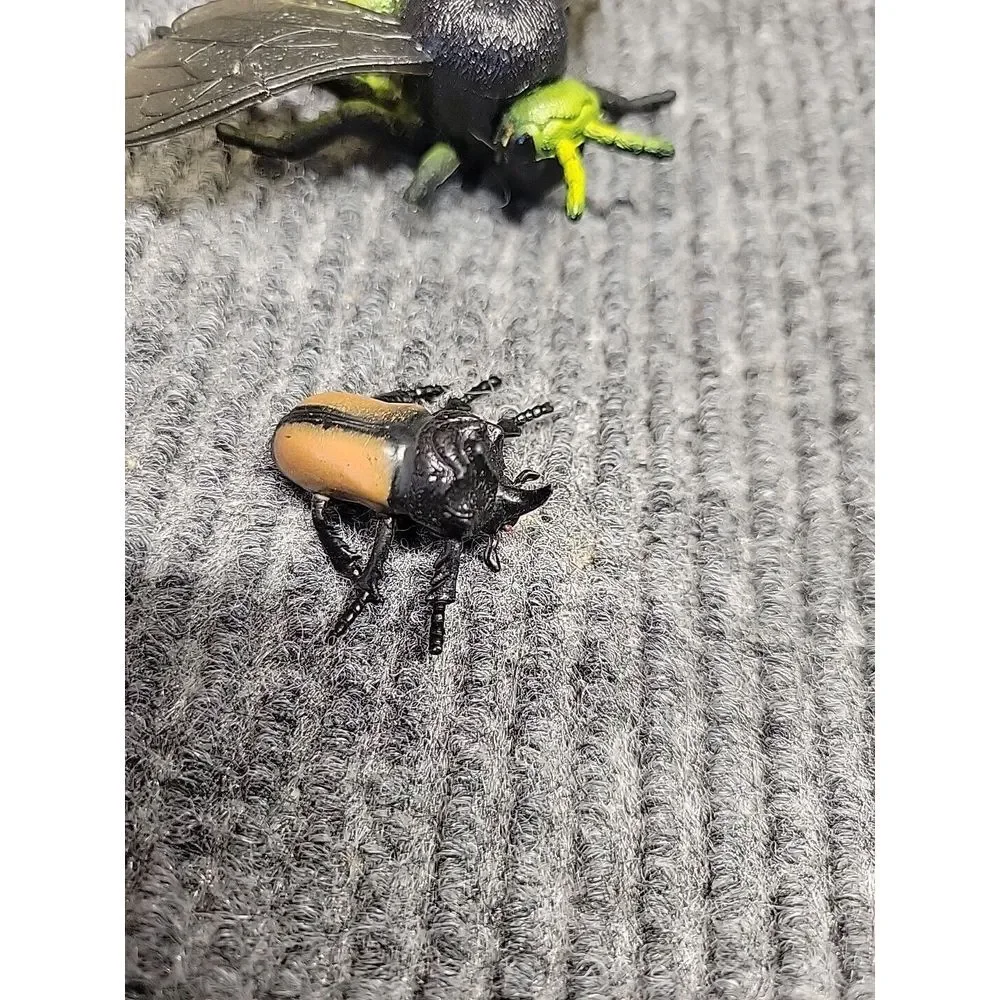 4 Pc‎ Toy Insects